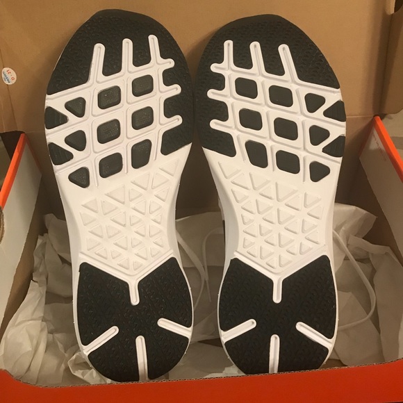 Nike Train Speed 4 white/Black Sz 10.5 - Picture 2 of 4